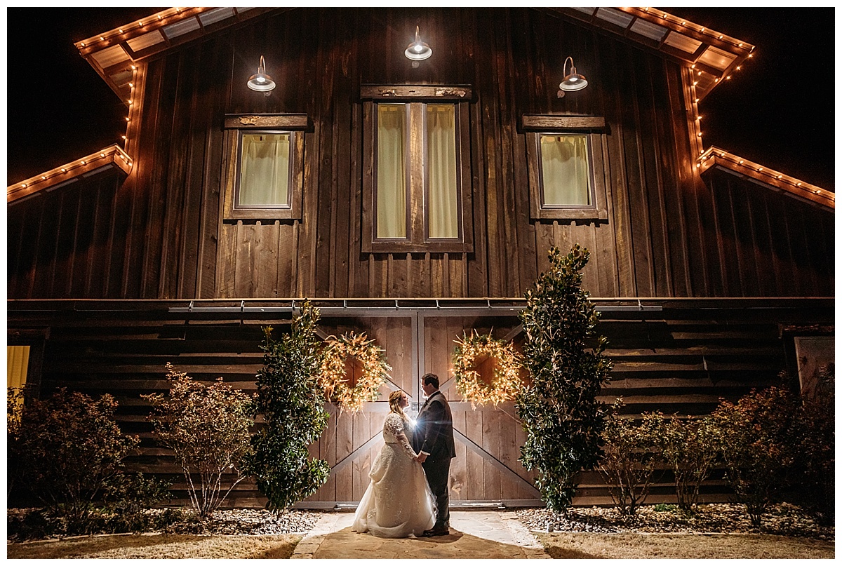 Allison & James’ Lone Oak Barn Wedding