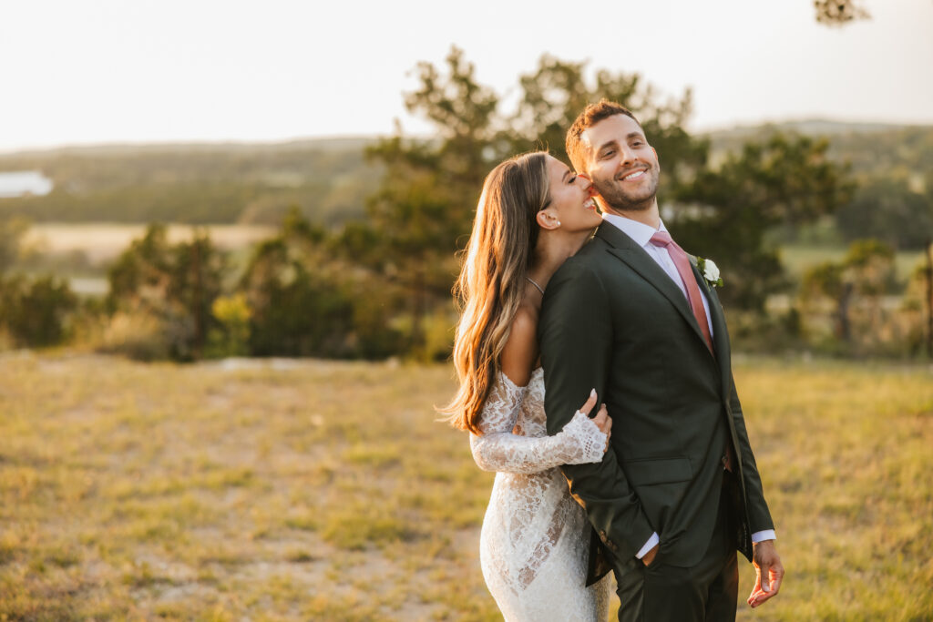 bride-groom-sunset