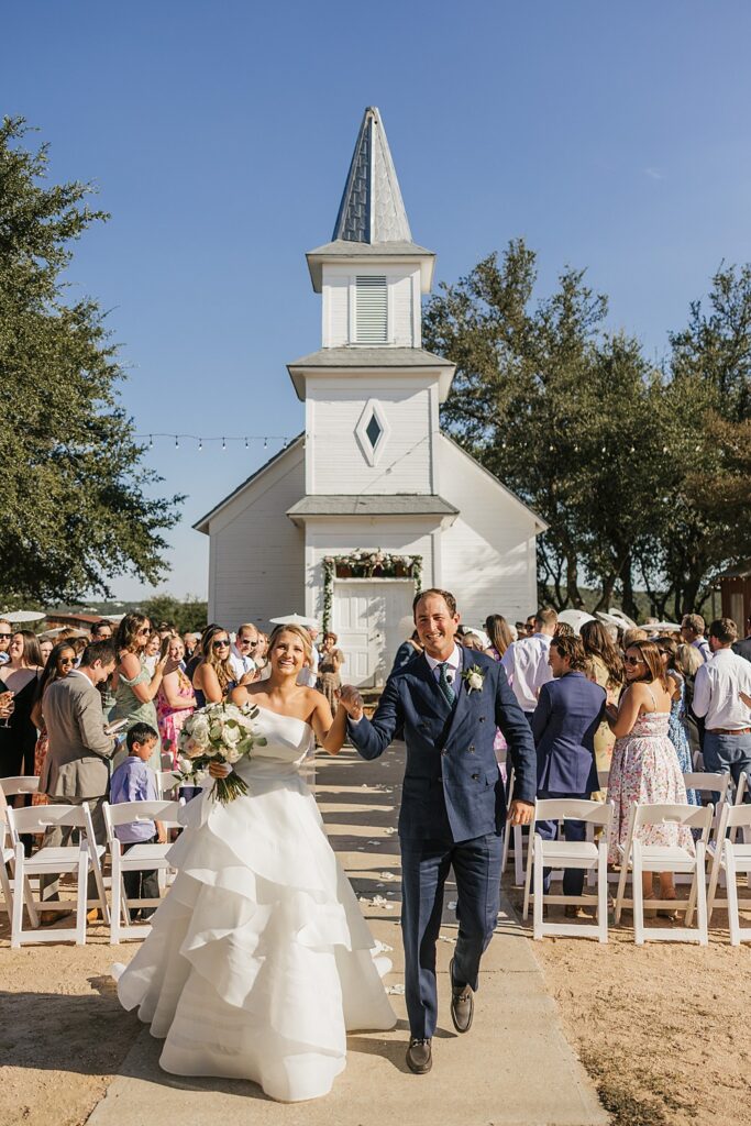 Star Hill Ranch summer wedding; Austin wedding photographer; Hill Country wedding venue; Austin wedding venue Star Hill Ranch; 